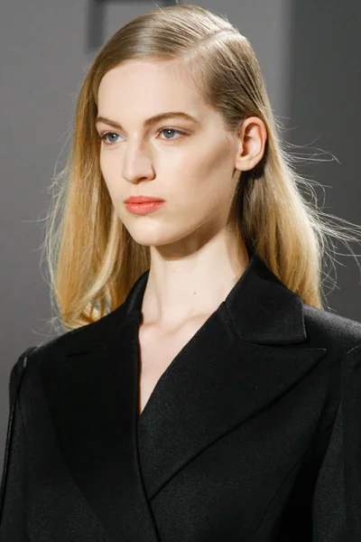 Look 38
